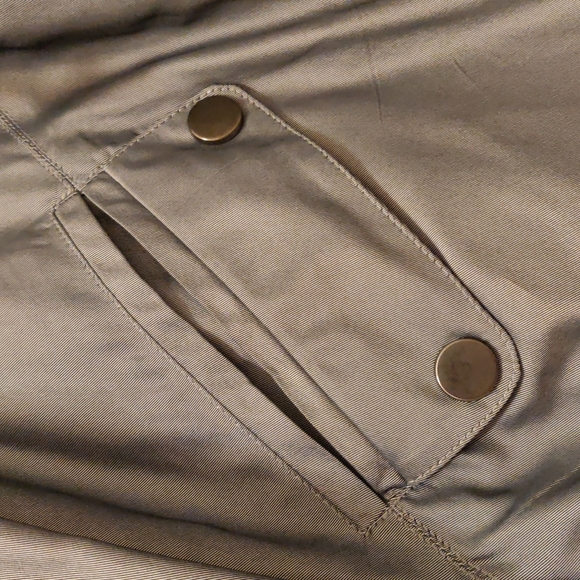 Bianca polyester jacket. Excellent condition. No lining.Size 6. - Picture 3 of 7